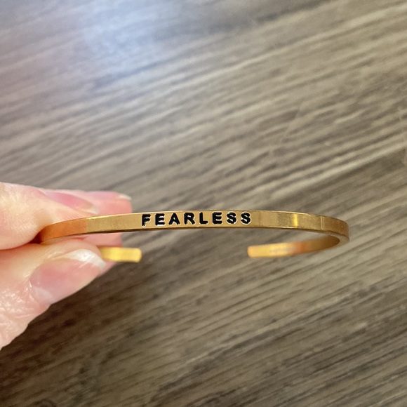 Mantraband in rose gold: fearless - Picture 2 of 3
